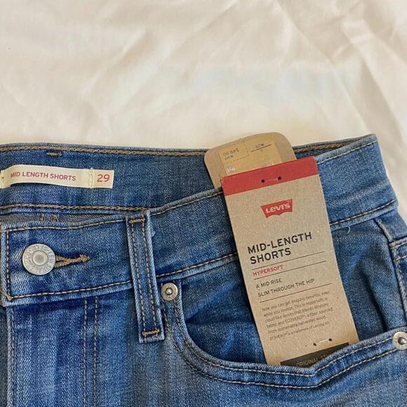 Levi Mid length Shorts - Picture 2 of 4